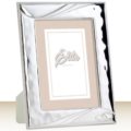 Photoframe wedding rings