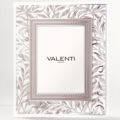 Photoframe leaves