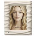 Photoframe waves