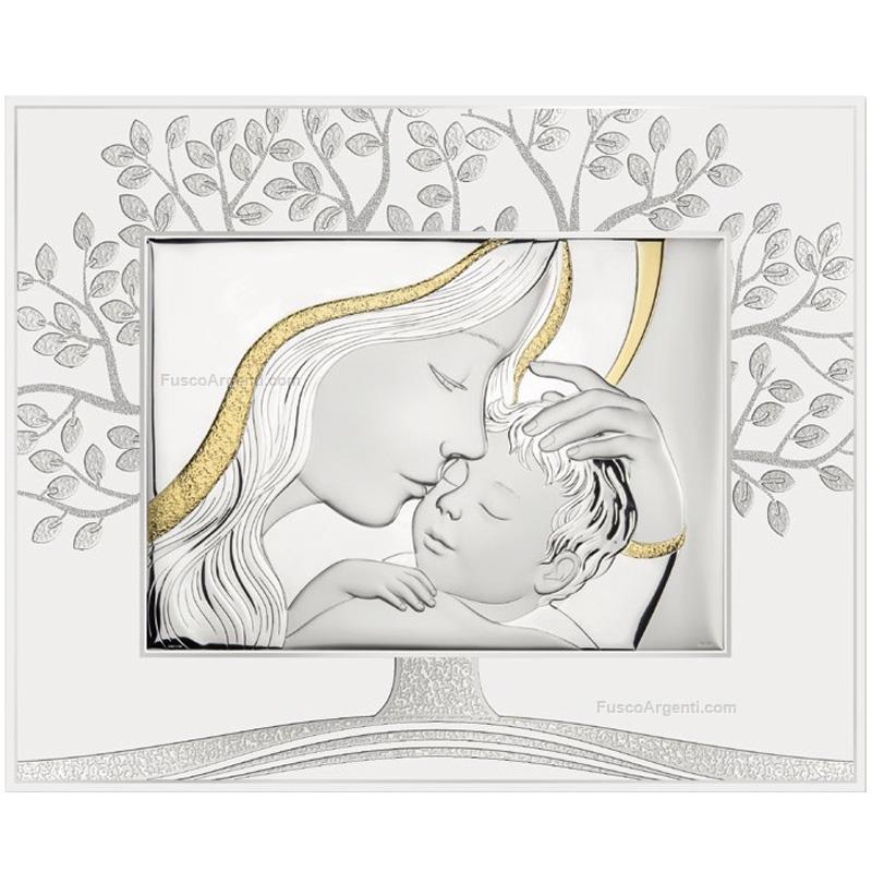 atelier maternity on white panel