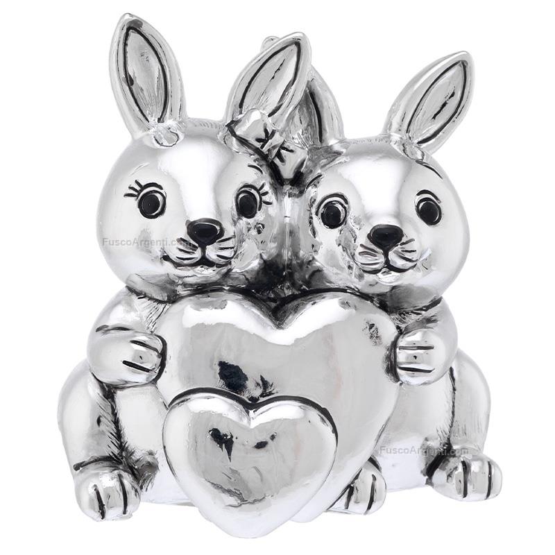 bagutta rabbits coulpe with hearts