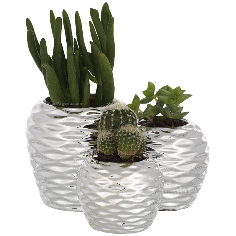 bagutta round base triple vase