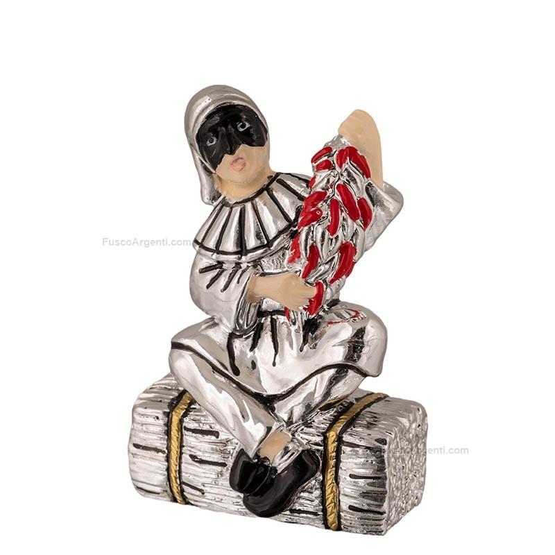 bagutta pulcinella with chili peppers