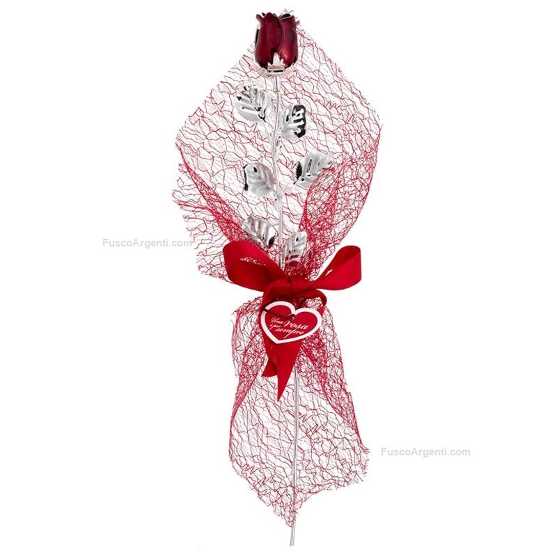 bagutta rose with bouquet