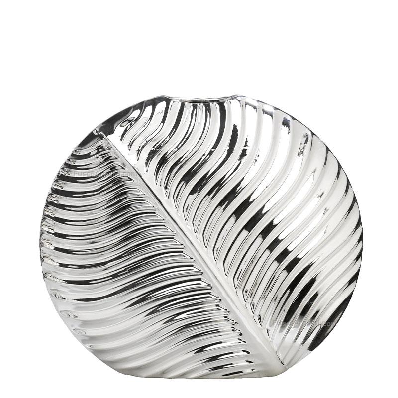 bagutta leaf shape vase