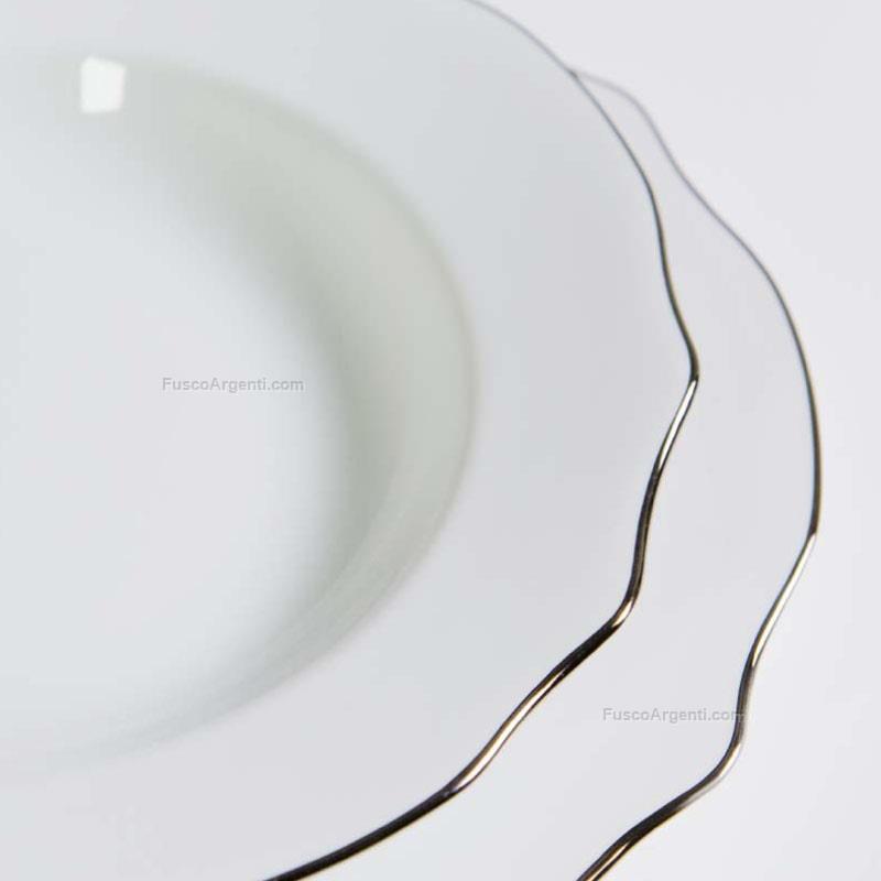 fade table service reyna