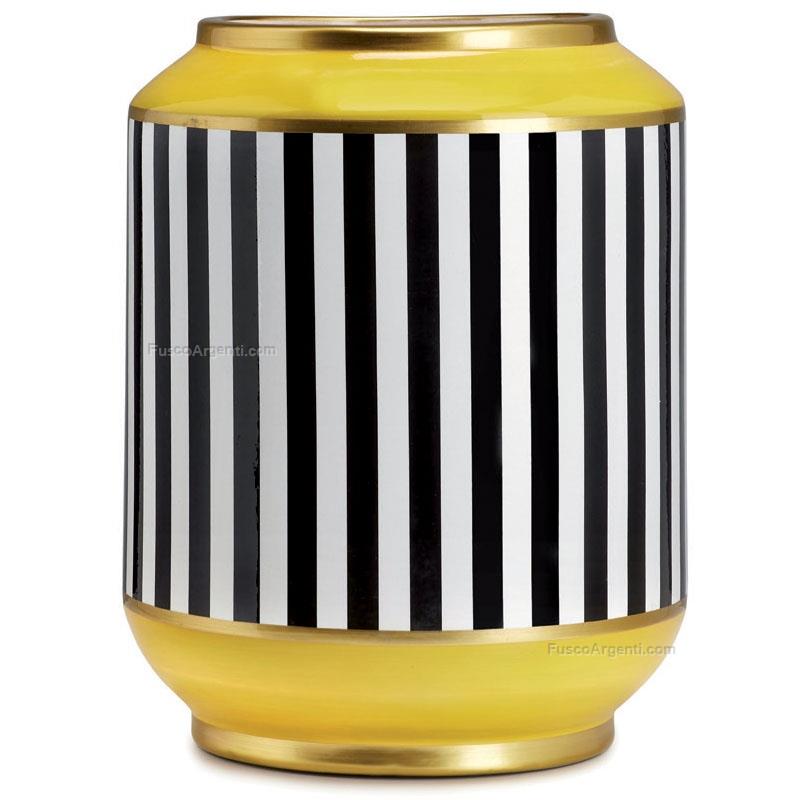 fade vase vogue