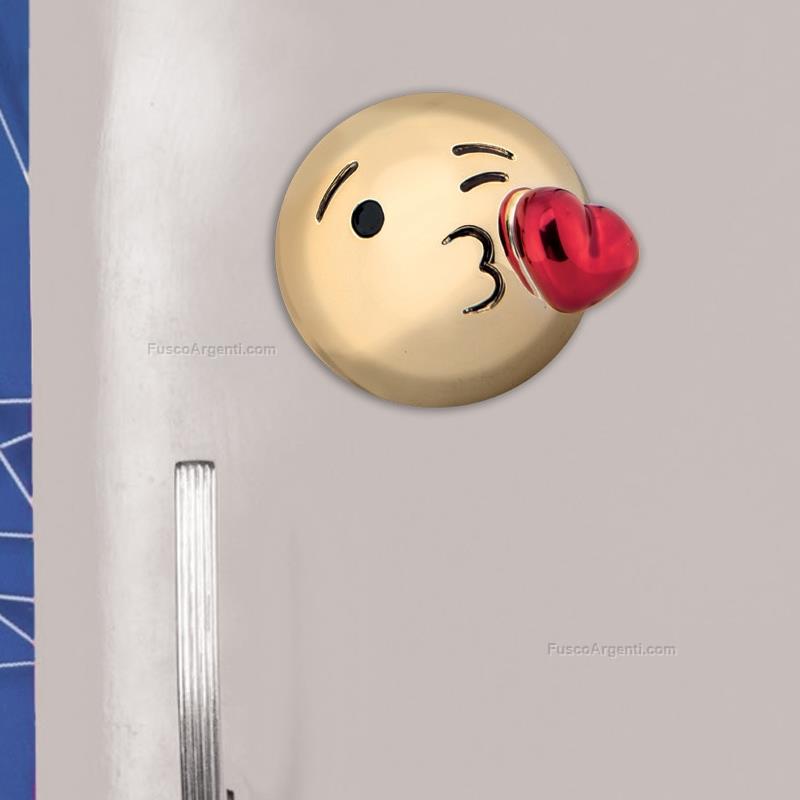 moda argenti emoji magnet blowing kiss