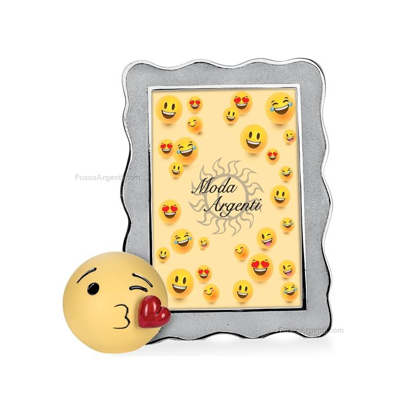 moda argenti photoframe emoji blowing kiss
