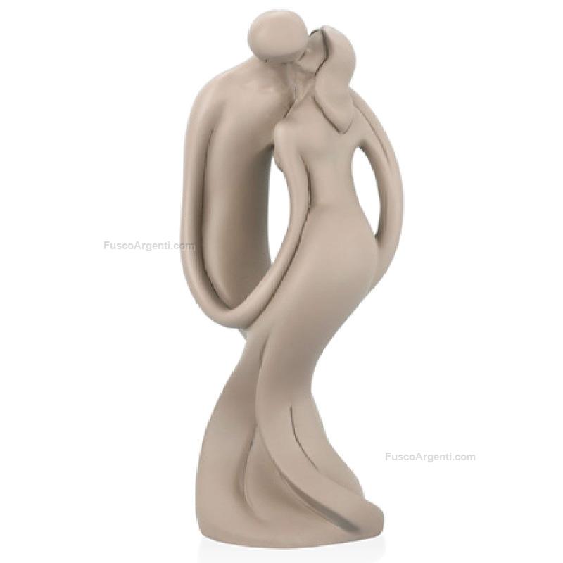 moda argenti sculpture kissing couple