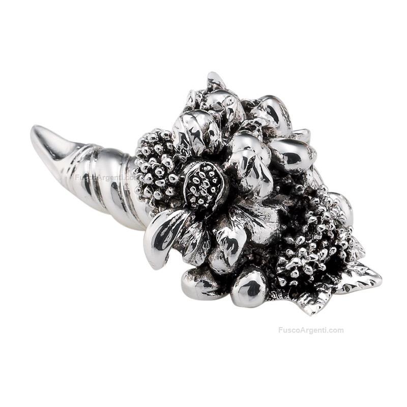 valenti & co. horn of plenty with fruit