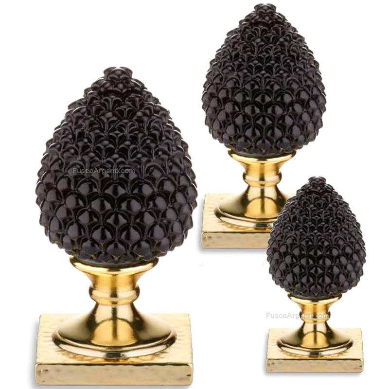 valenti & co. black pine cone